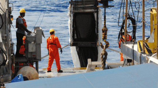Workers-on-vessel